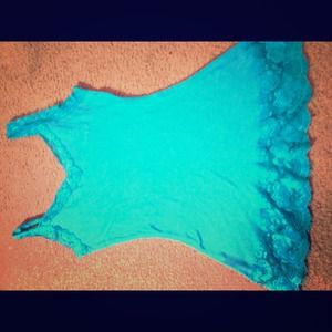 turquoise, lace trimmed sleepwear. Great shape.