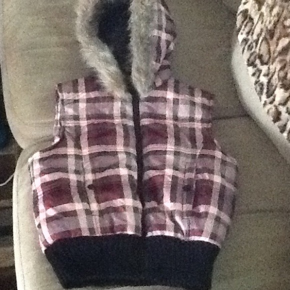 Plaid fur hood vest - Picture 1 of 1