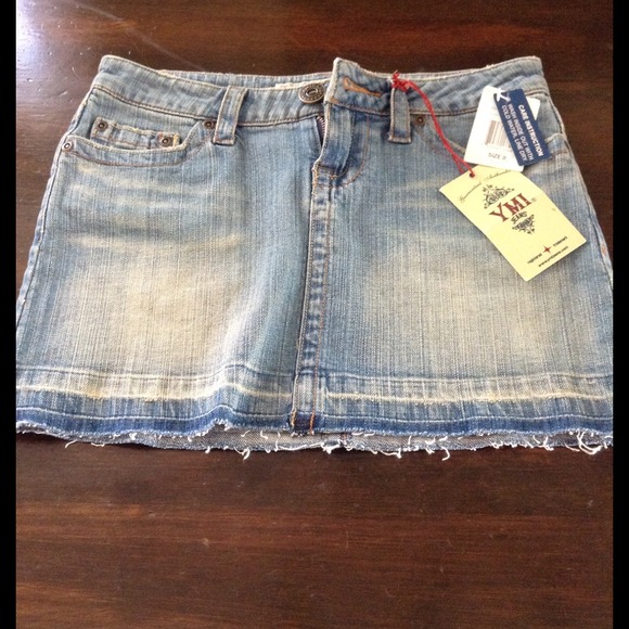 HP 3/28 🎉🎉Denim Skirt NWT