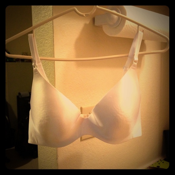 🎀 Body by Victoria's Secret Bra 🎀