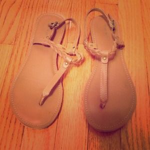 Caramel color sandals!