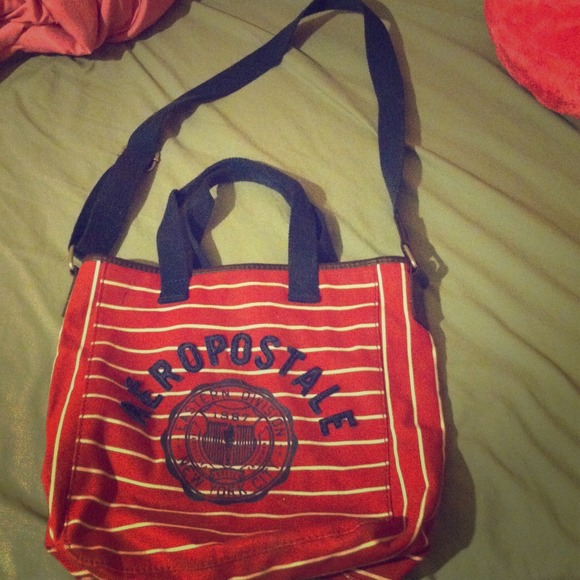 AÉROPOSTALE Crossbody