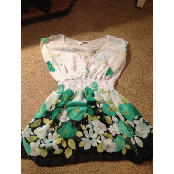 perfect summery top!