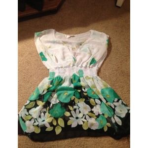 perfect summery top!