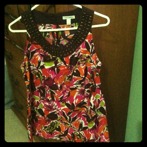 Nice cotton tunic top, small fits like M