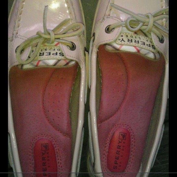 SOLD Sperry Angelfish Patent w/ plaid design - Picture 4 of 4