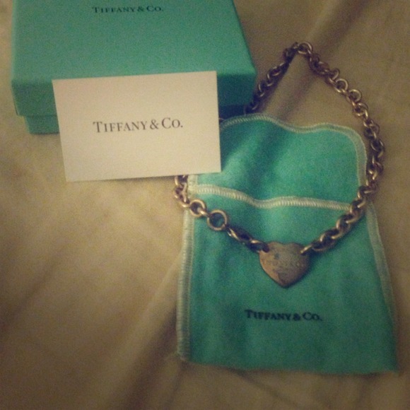 Looking to trade for tiff bracelets!  100% auth