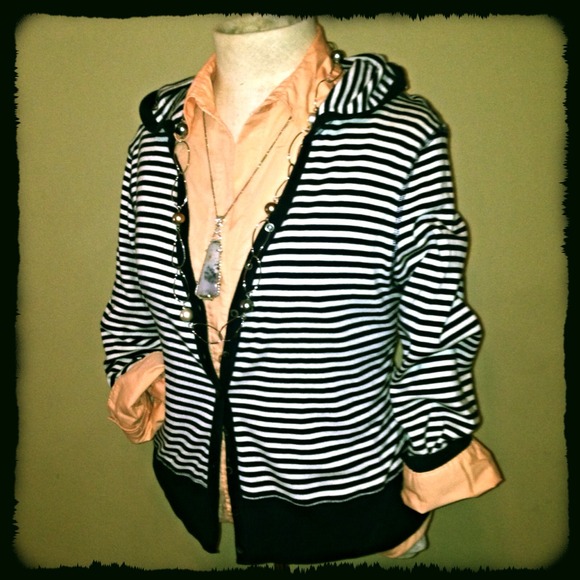 ❌SOLD❌Navy Blue & White Hooded Cardigan