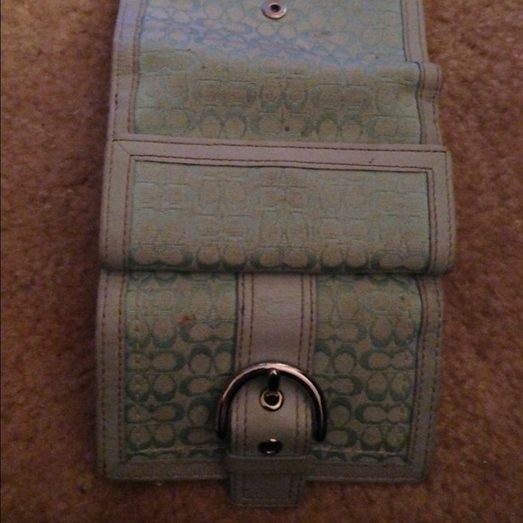 Coach buckle wallet - Picture 4 of 4