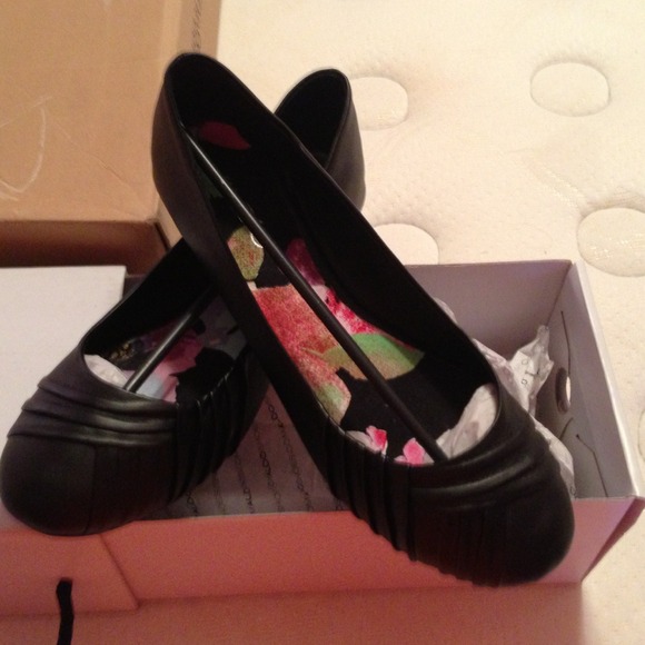 Aldos shoes! Brand new