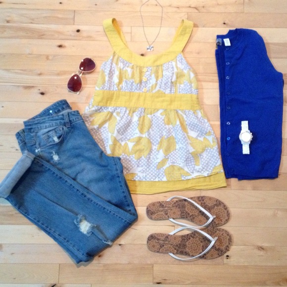 F21 yellow floral empire top