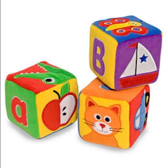 ❗️Sold❗️Melissa & Doug large soft ABC blocks - Picture 3 of 4