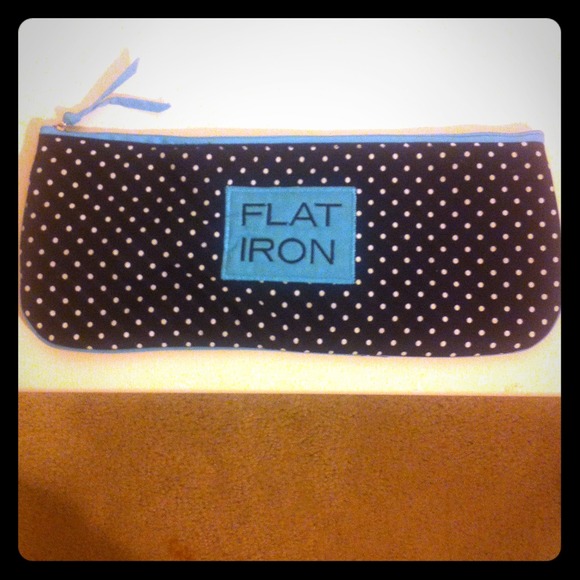 Polka dotted flat iron tote! - Picture 1 of 4