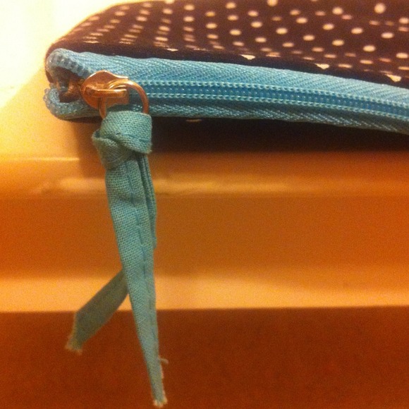 Polka dotted flat iron tote! - Picture 2 of 4