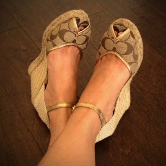 Pre-owned Coach sandals