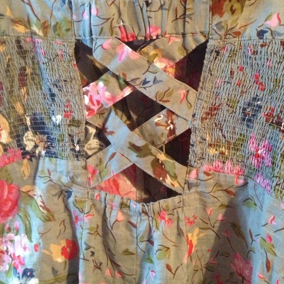 Floral jumpsuit - Picture 2 of 2