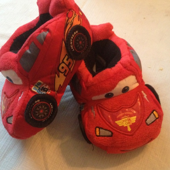 Reserved for @babewire House slippers