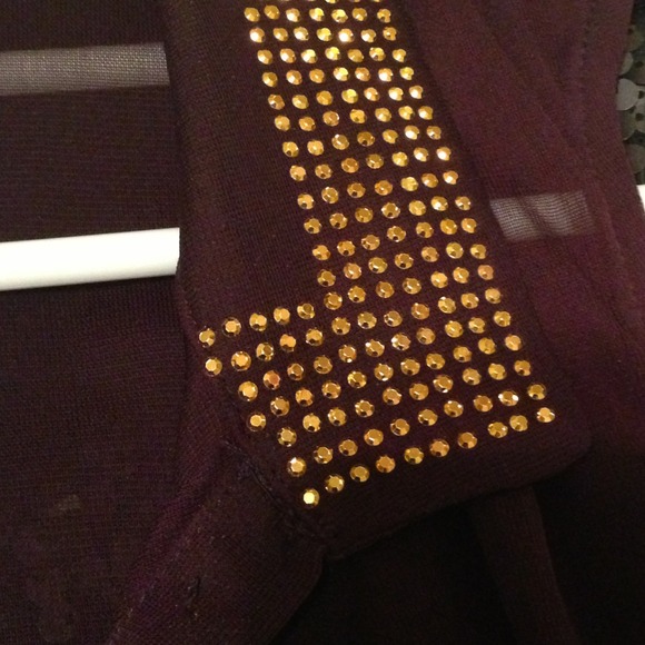 Sheer flowy top - Picture 2 of 2