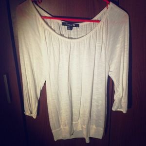 Loose offwhite blouse