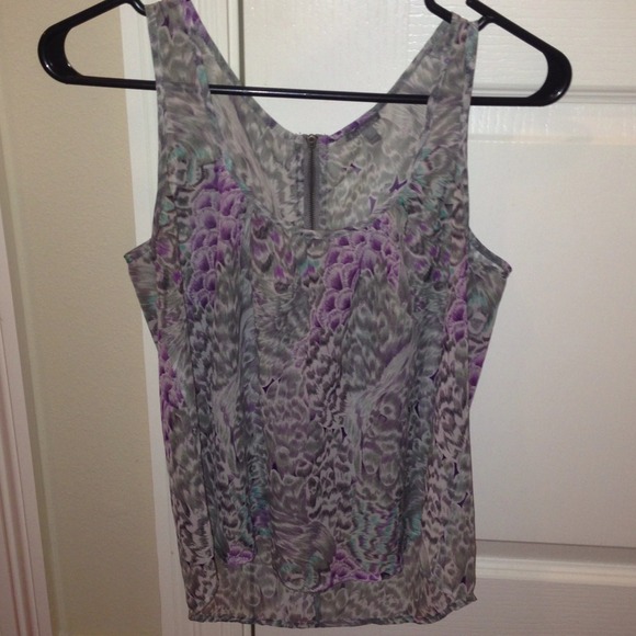 Grey flowy top - Picture 1 of 2