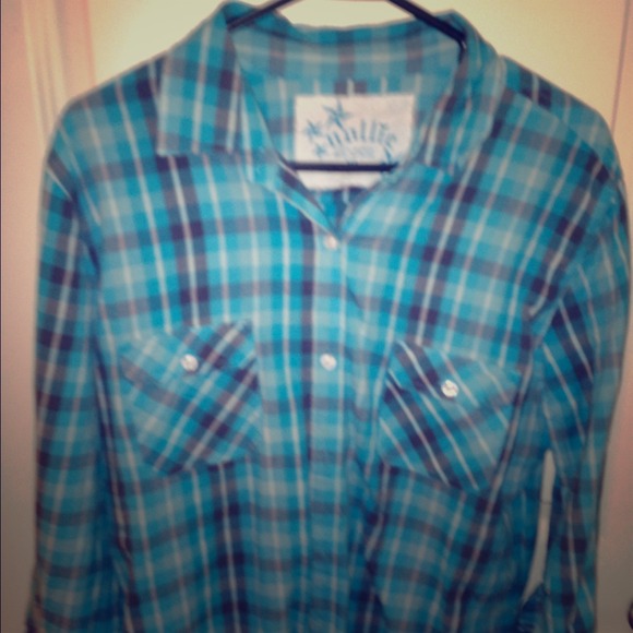 Nollie womens size Xl flannel