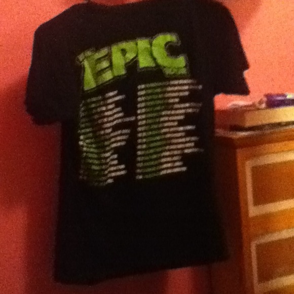 Top - Picture 2 of 4