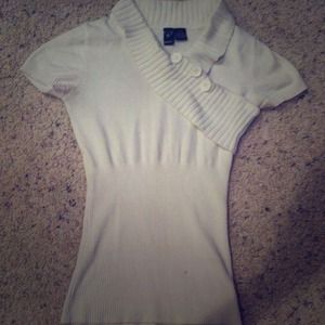 Cute, chic sweater shirt!!