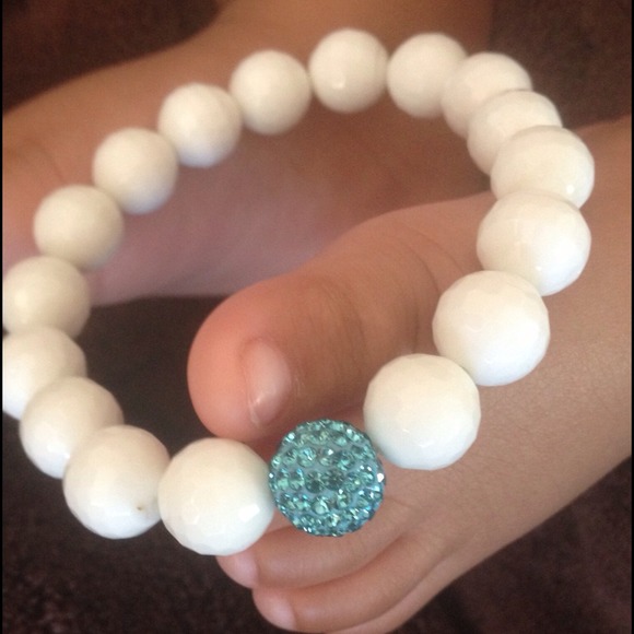 REDUCED White Agate Faceted Gemstone Bead Bracelet