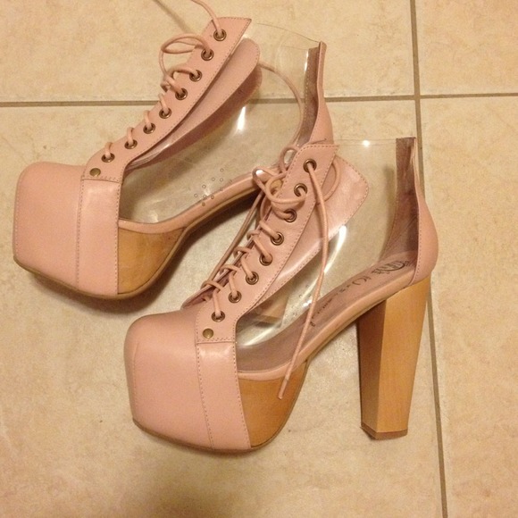 Jeffrey Campbell