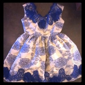Anna Sui dress