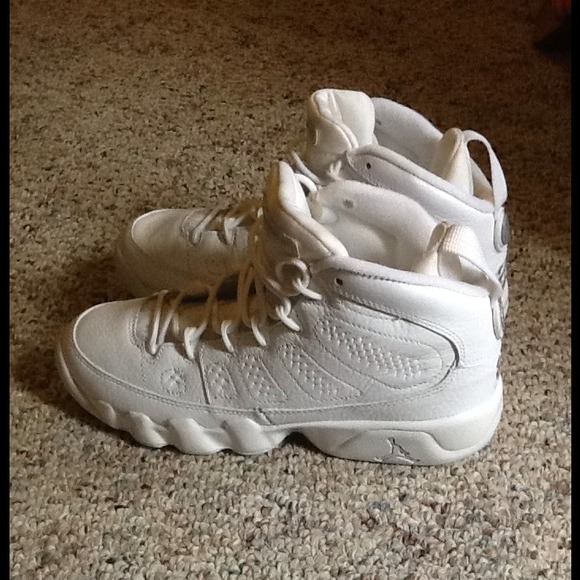 Retro 9 anniversary