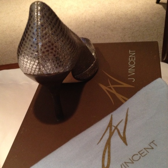 J Vincent shoes.... - Picture 2 of 3