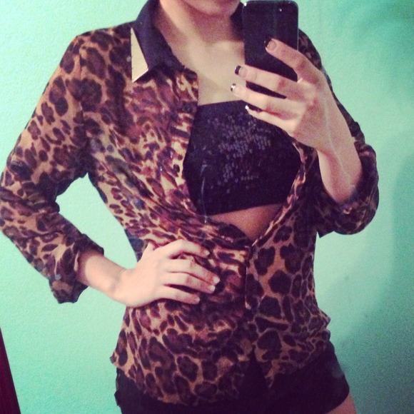 Cheetah print button up