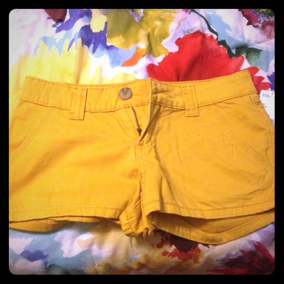 Forever 21 Pants - 🚫SOLD🚫Mustard Shorts