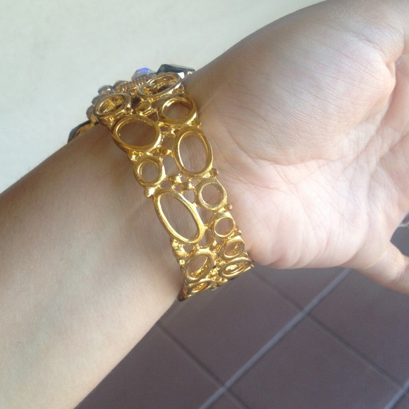 beautiful braclet - Picture 2 of 2