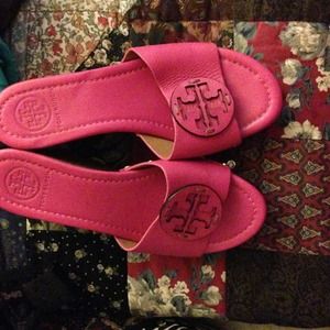 Tory burch size seven pink leather platform sandal