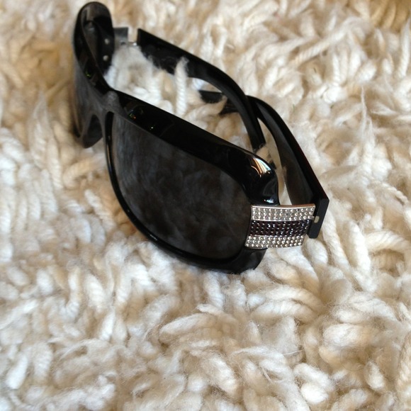 ?% Authentic Gucci Sunglasses - RARE! main image 4