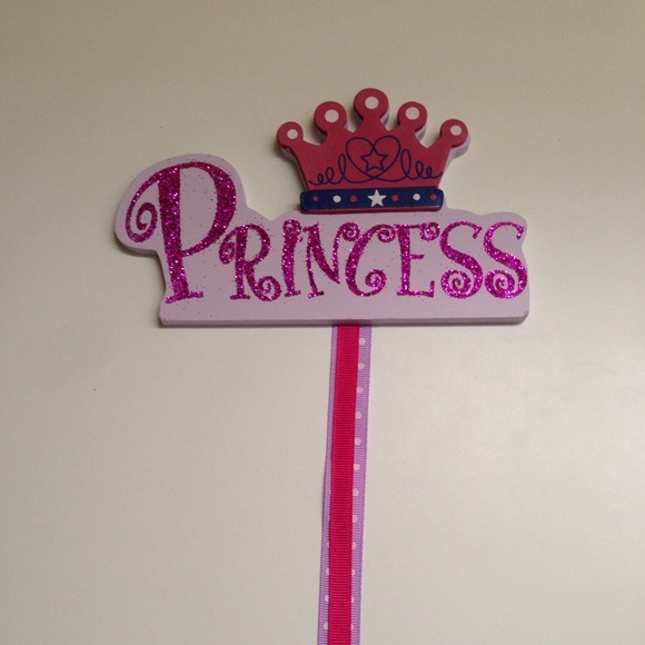 Princess bow holder