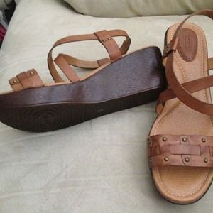Brand new fossil wedges NWOT