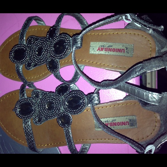 Sandals - Picture 1 of 1