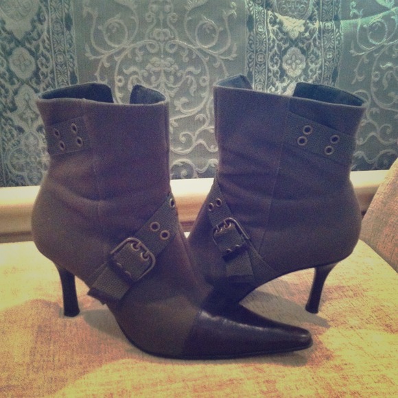 Nine West Boot