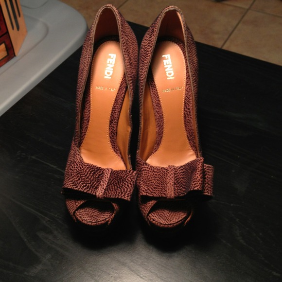 FENDI heels - Picture 1 of 4