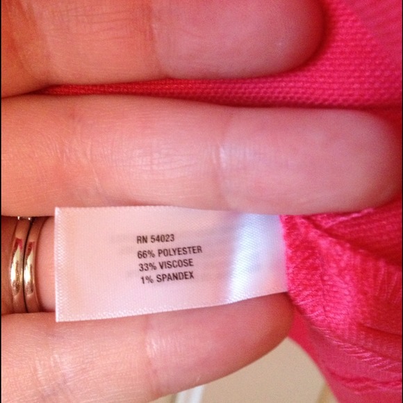 Pink miniskirt. - Picture 3 of 4