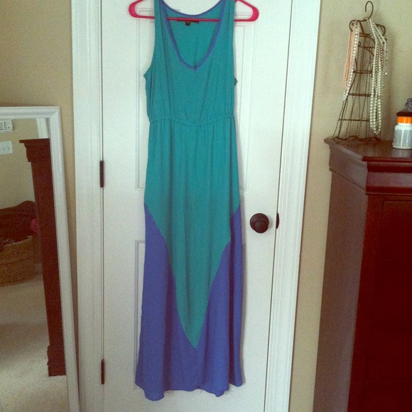 Maxi dress - Picture 1 of 3