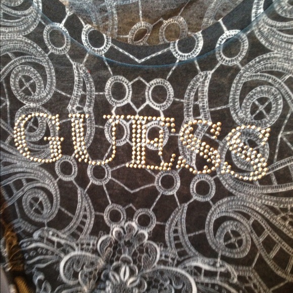 GUESS tee - Picture 2 of 2