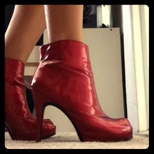 RED High Heels by Carlos Santana