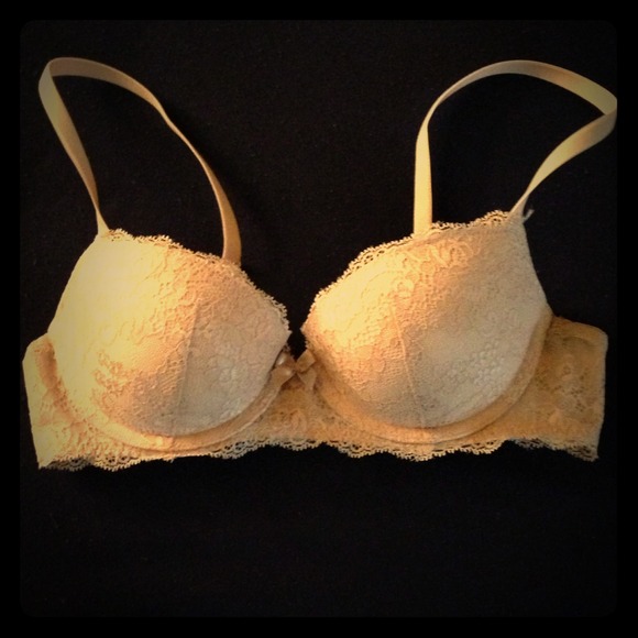 Nude lace demi push up bra
