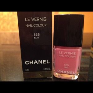 Chanel Le Vernis May 535 nail polish w/box