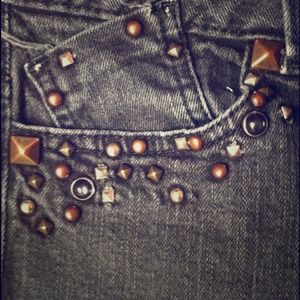 Guess brand super skinny jeans size 24