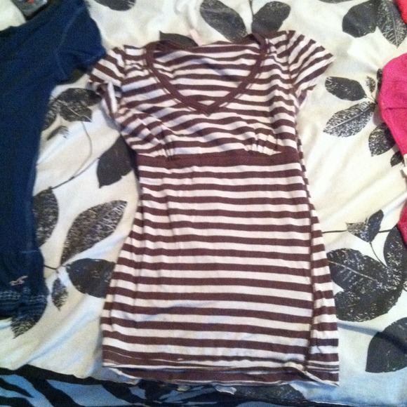Rue 21, hollister, aero, volcom
